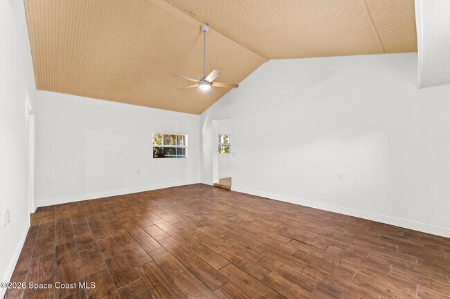 Building Photo - 1625 Hortana Dr