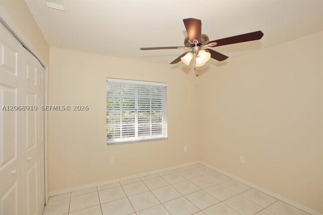 Building Photo - 504 SW 177th Ave