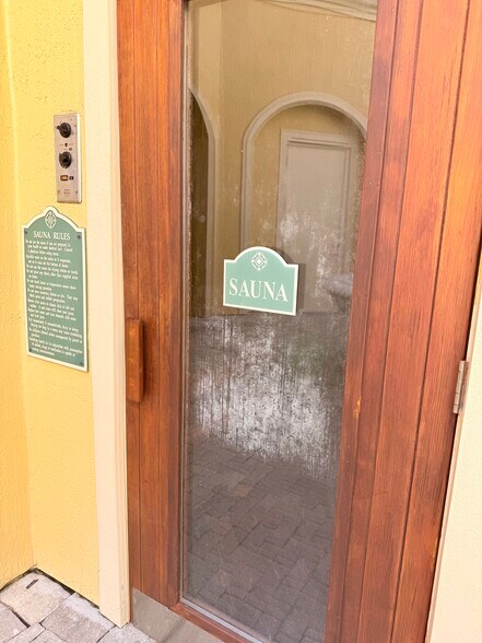 Building Photo - 2725 Via Cipriani