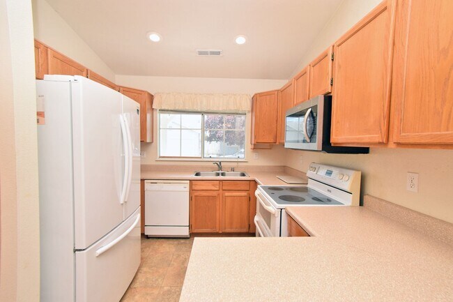 Building Photo - 4586 China Rose Cir