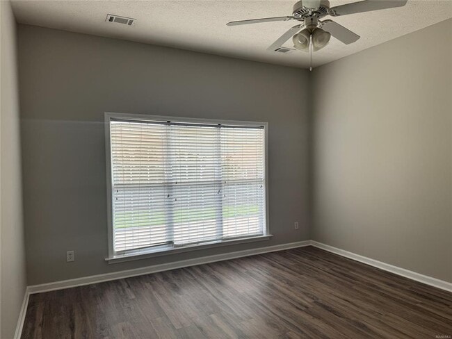 Building Photo - 119 Grasmere Ct