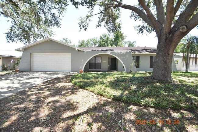 Primary Photo - 4008 Briarlake Dr