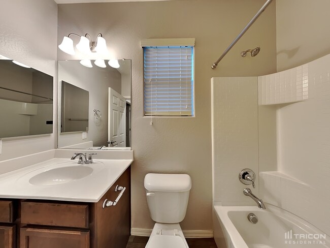 Building Photo - 4891 E Velasco St
