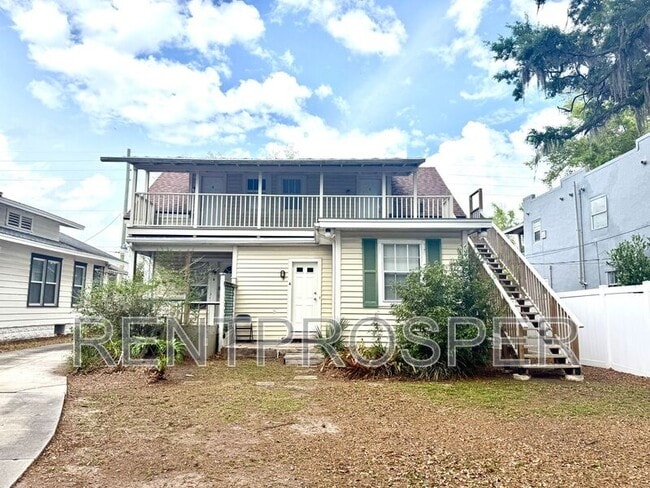 Building Photo - 728 Arlington St