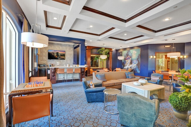 Building Photo - 2113 Tuscany Way