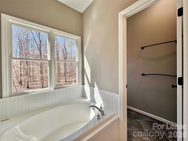 Building Photo - 7809 Deer Trail