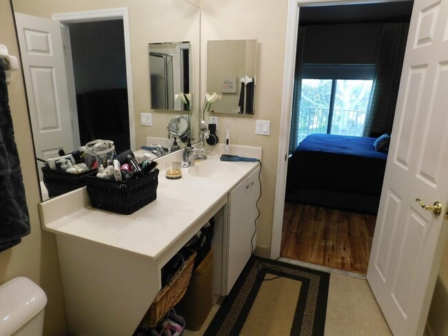 Building Photo - 3134 Grandiflora Dr