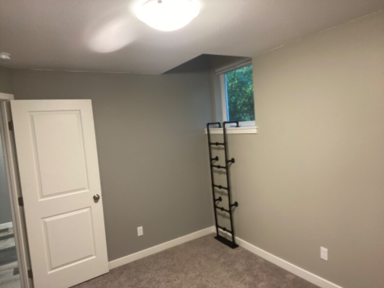 Building Photo - 26130 121st St Ct E