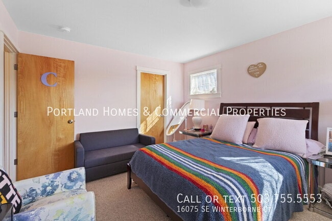 Building Photo - 16075 SE Winterborne Ct