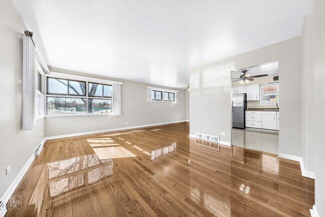 Building Photo - 283 Fair Ave