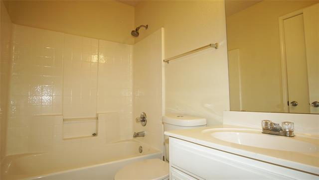 Building Photo - 1702 Merritt Dr