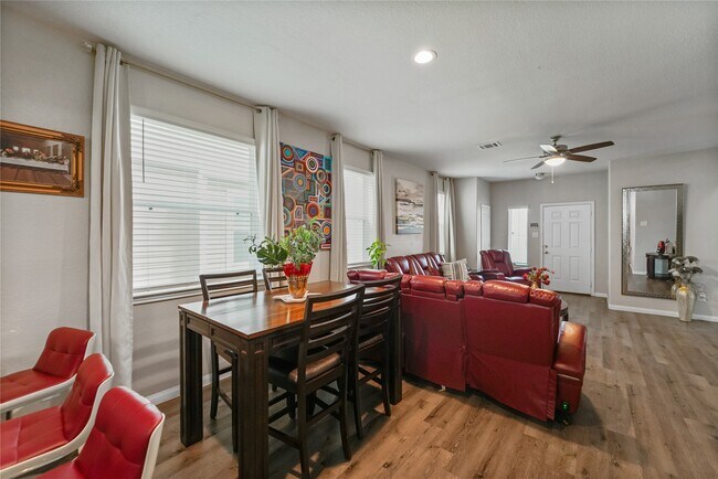 Building Photo - 23659 Goodfellow Dr