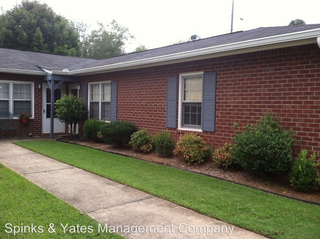 Primary Photo - 105 Wynnwood Dr