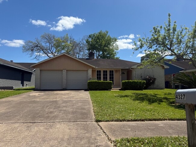 Building Photo - 4327 Townes Forest Rd