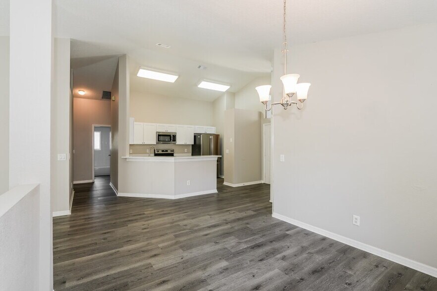 Building Photo - 209 Chardonnay Pl