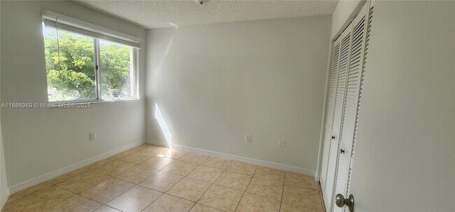 Building Photo - 8545 SW 152nd Ave