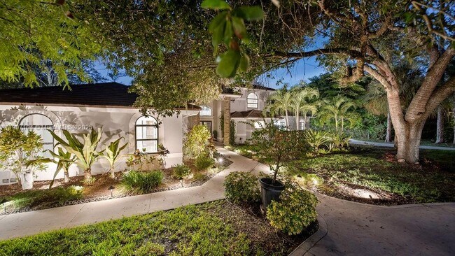 Building Photo - 5831 NW 81st Terrace