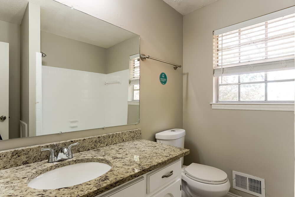 Building Photo - 1632 Maralyn Dr