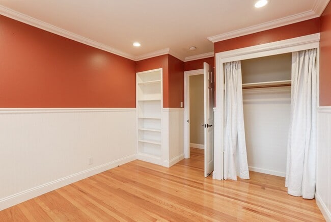 Building Photo - 4BR/3.5BA Belmont Home with Multiple Ensuite Bedrooms, A/C & 2-Car Garage | YouTube Tour