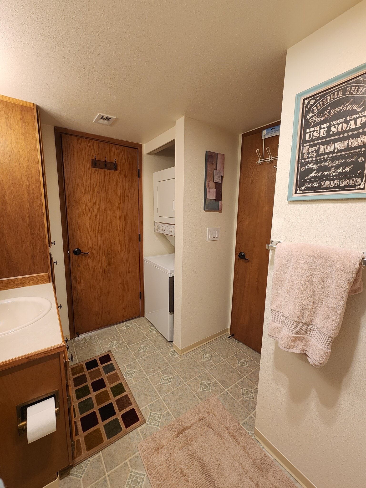 Great private washer and dryer - 9645 Independence Dr