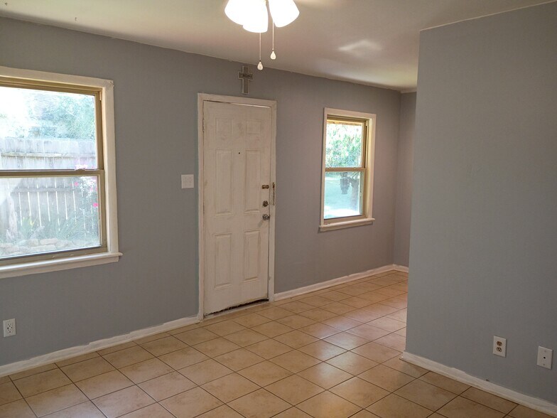 Front Door - 1714 S 28th St