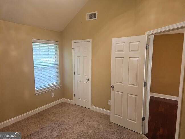 Building Photo - 9376 Carnes Crossing Cir