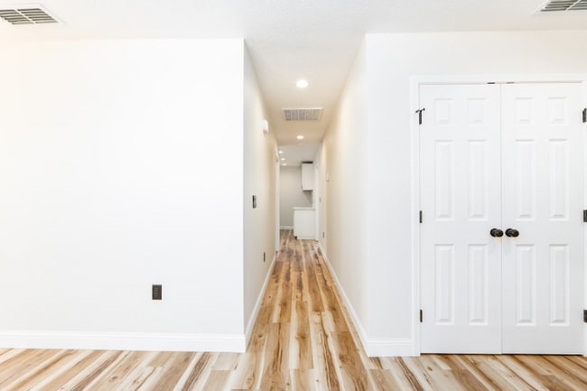 Building Photo - BRAND NEW 2 bed 2 bath home looking for its first occupants!