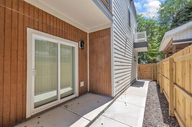 Building Photo - *Modern Construction Luxury Townhome - Downtown Raleigh*