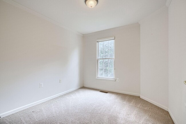 Building Photo - 239 Anvil Way