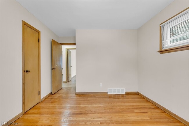 Building Photo - 21980 Ivan Ave