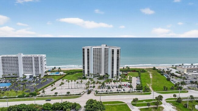 Building Photo - 9650 S Ocean Dr