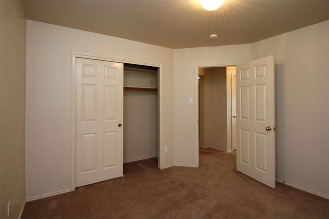 Building Photo - 16516 Fowler Mill Cove