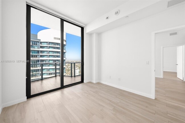 Building Photo - 1300 S Miami Ave