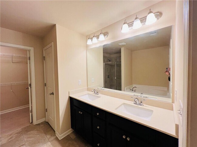 Building Photo - 1524 Brookmere Way