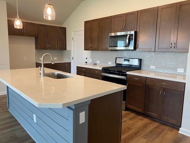 Building Photo - 127 Patrick Herndon Dr