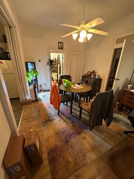 Building Photo - 103 Front St