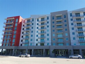 Building Photo - 7875 NW 107th Ave
