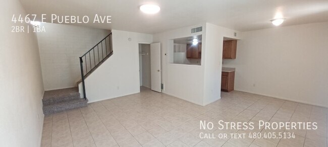 Building Photo - Town Home off 40th St and Broadway!