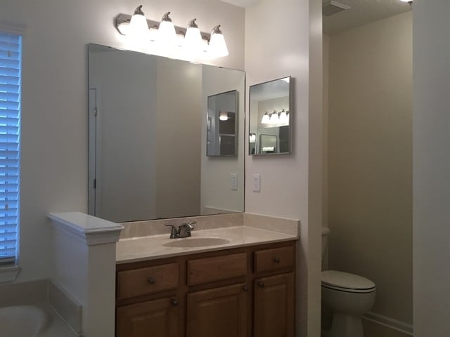 Building Photo - 2061 Jimmy Ln