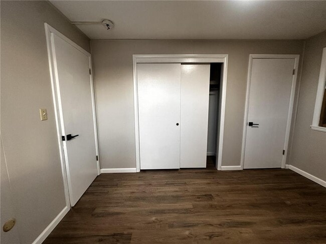 Building Photo - 453 13th Ave NW