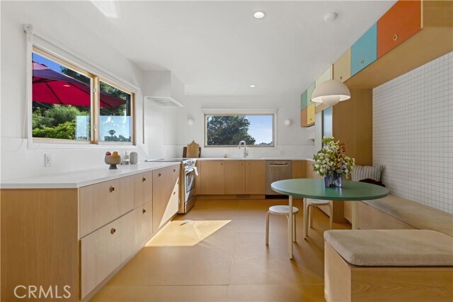 Building Photo - 6236 Springvale Dr