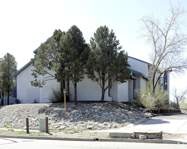 Cedar Ridge Apartments Colorado Springs, CO Apartment Finder