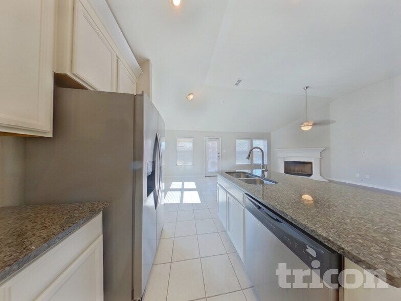 Building Photo - 125 Acadia Ln