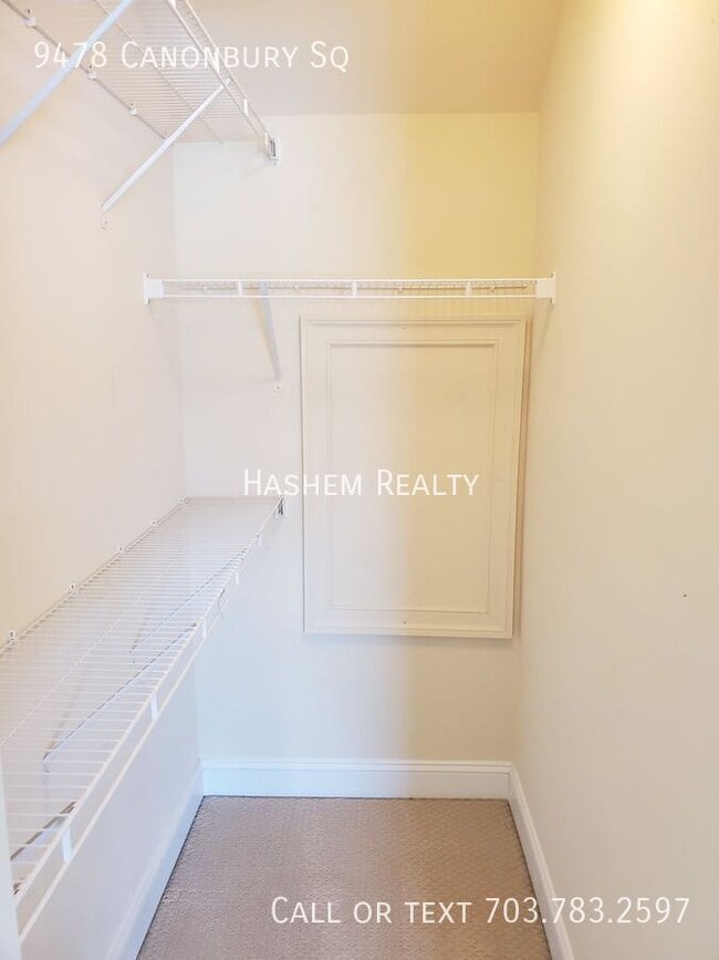 Building Photo - 9478 Canonbury Square