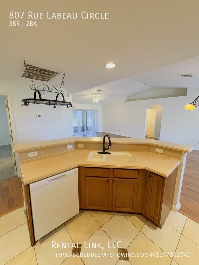 Building Photo - 807 Rue Labeau Cir