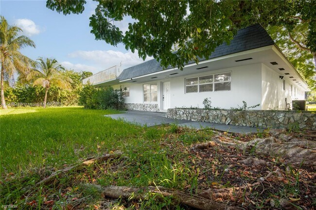 Building Photo - 2 br, 2 bath House - 24201 SW 124th Ave