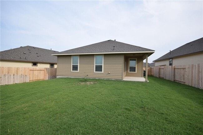 Building Photo - 420 Blue Waterleaf Ln