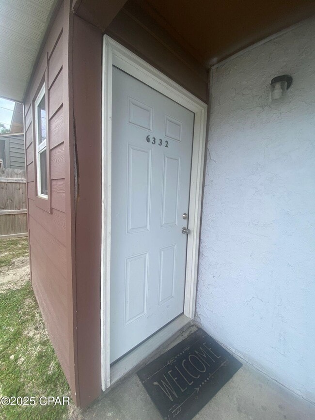 Primary Photo - 6332 Omoko St