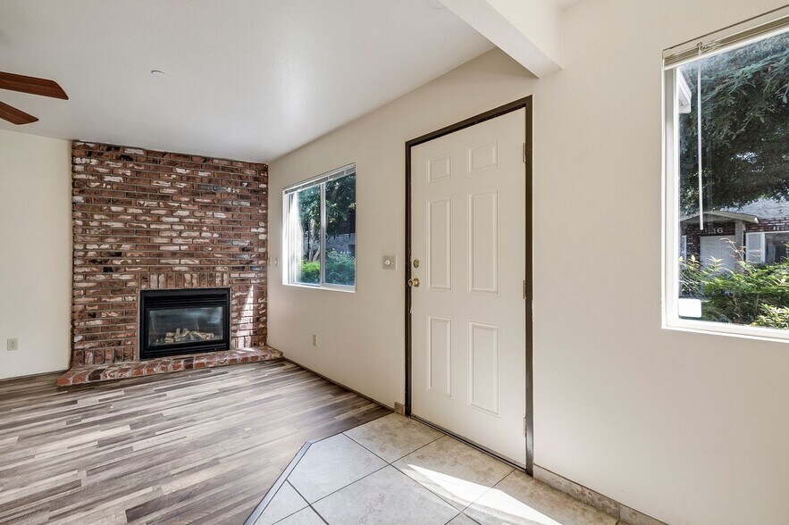 Interior Photo - The Four Seasons