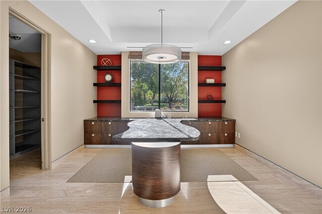 Building Photo - 98 Sun Glow Ln